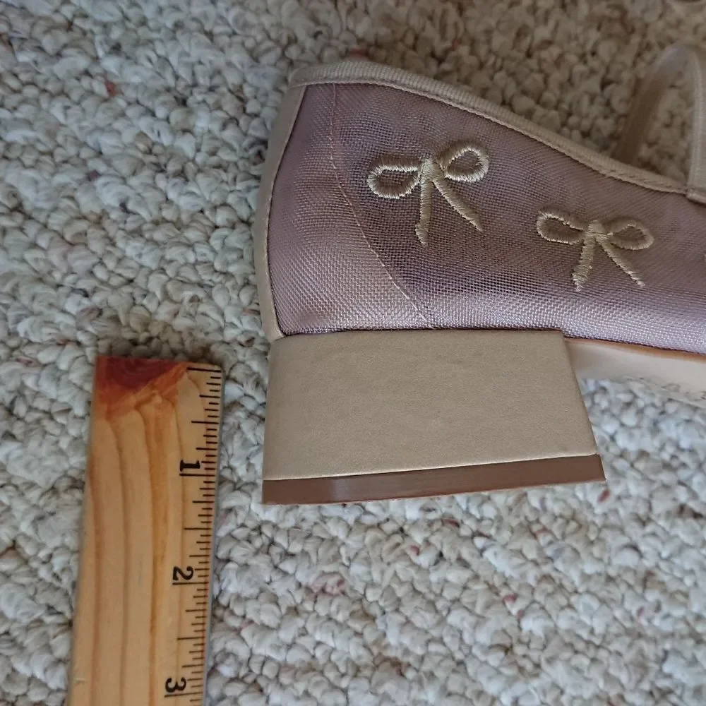 Anthropologie Maeve Chic Bow Embroidered Mary Jane Shoes size 38.5